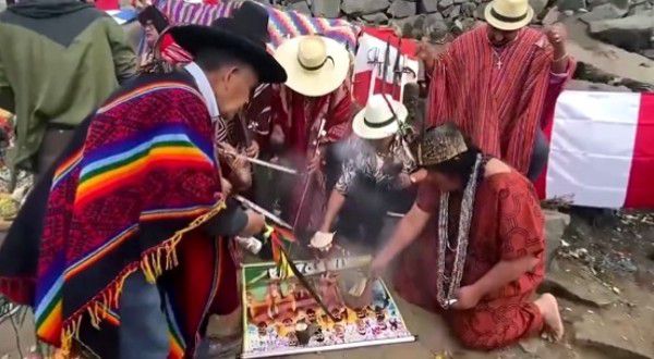 消息人士向节目透露：“具体不确定是哪场比赛，可能是在战胜荷兰之后，每个人都很高兴，因为阿根廷晋级了。